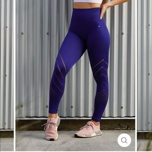 Women's Purple Leggings